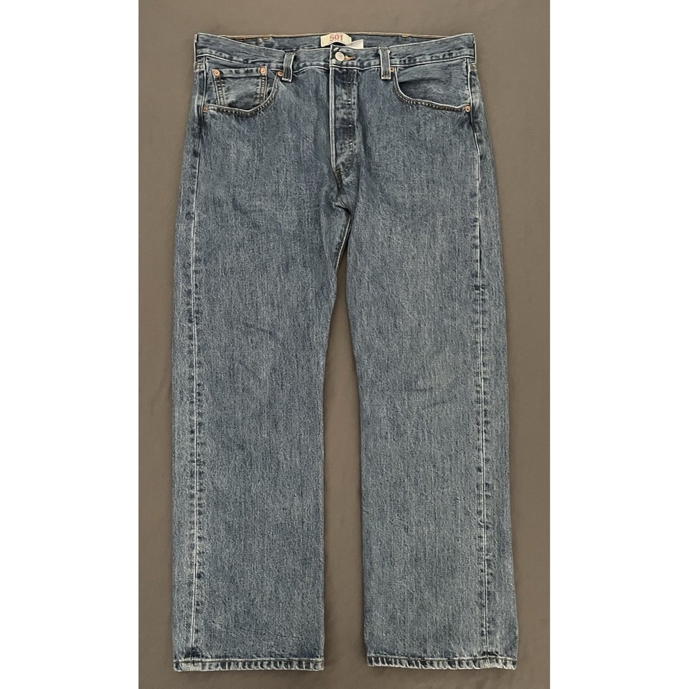 Vintage LEVI'S Strauss & Co 501 Jeans Mens 38X30 Button Fly Straight Leg